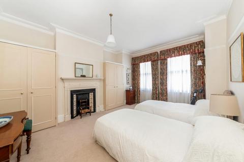 5 bedroom semi-detached house for sale, South Croxted Road, Dulwich, London, SE21
