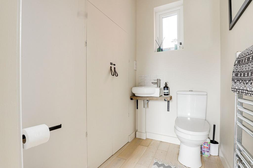 W/C &amp; Utility Room