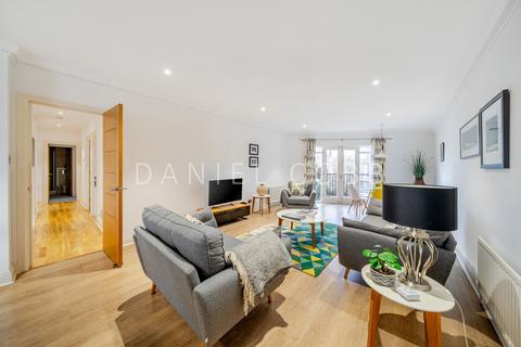 3 bedroom apartment for sale, Leathermarket Court, London, SE1