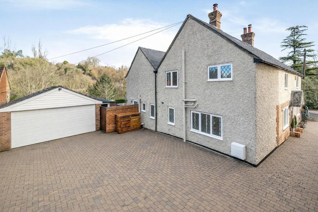 Garage &amp; Driveway.jpeg