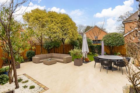5 bedroom detached house for sale, Beacon Rise, East Grinstead RH19