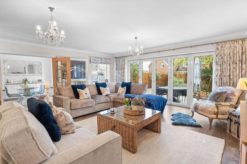 5 bedroom detached house for sale, Beacon Rise, East Grinstead RH19