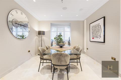 undefined, Marwood Drive, London