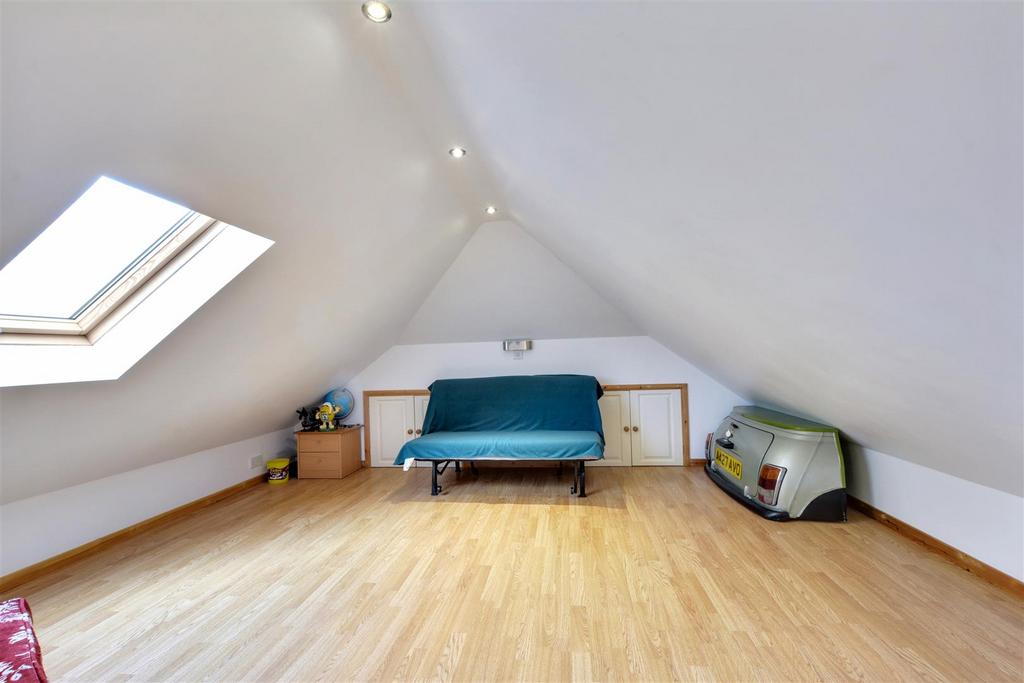 Annex Bedroom 1.jpeg