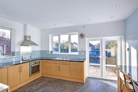 3 bedroom detached house for sale, Trowell Road, Stapleford