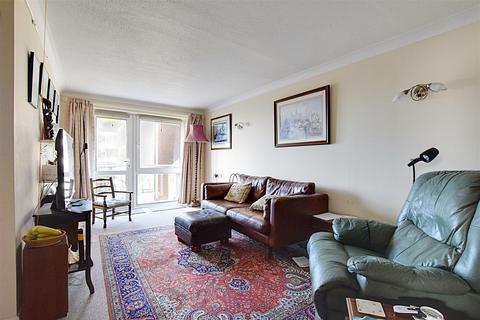 2 bedroom flat for sale, De La Warr Parade, Bexhill-On-Sea