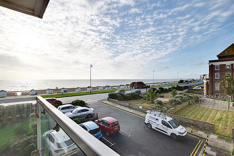 2 bedroom flat for sale, De La Warr Parade, Bexhill-On-Sea
