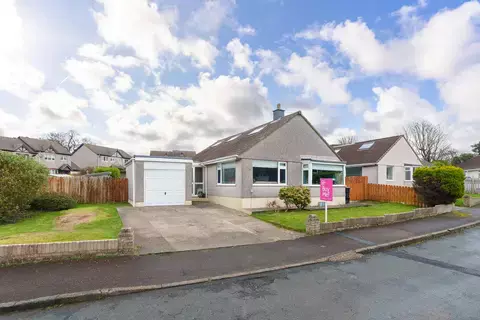 21 , Furman Close, Onchan