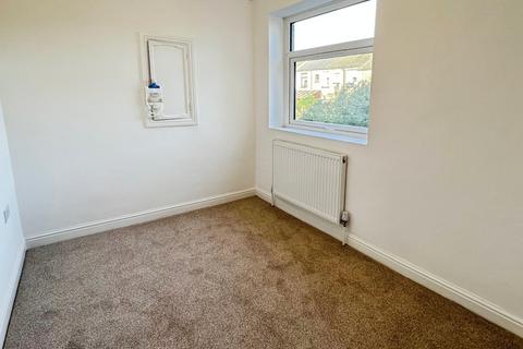 undefined, Garden Field, Bradford BD12