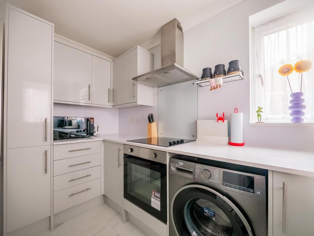 Newly Fitted Kitchen