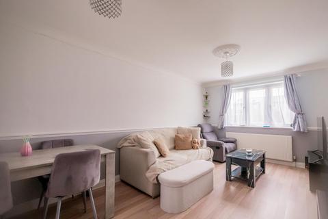 undefined, Lesney Gardens, Rochford SS4