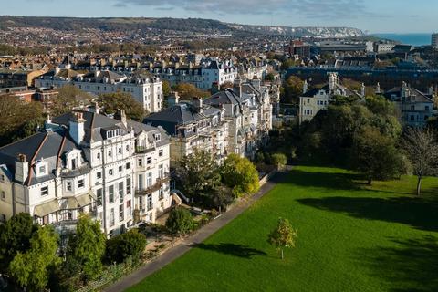 1 bedroom apartment for sale, Augusta Gardens, Kent CT20