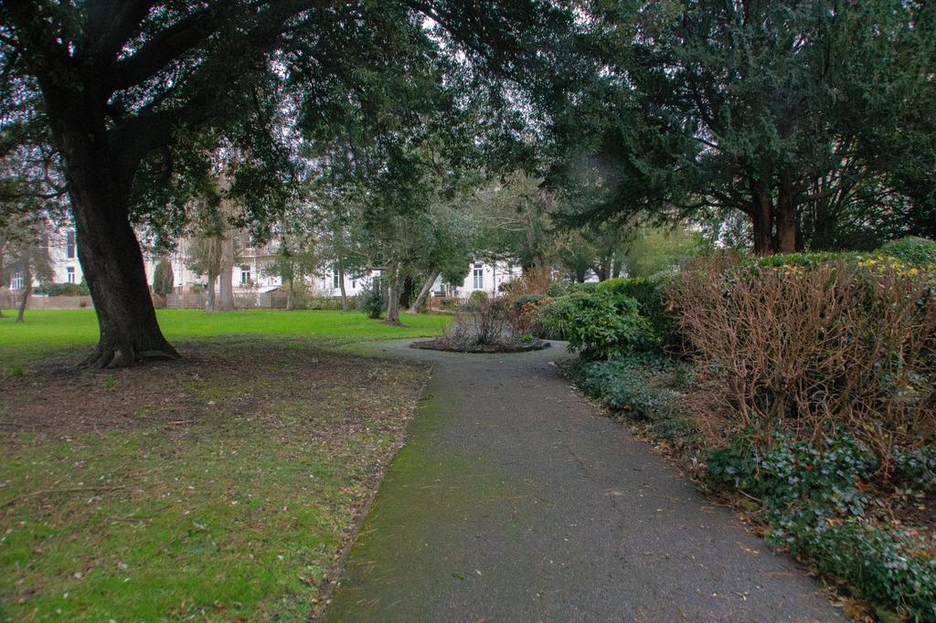 Augusta Gardens