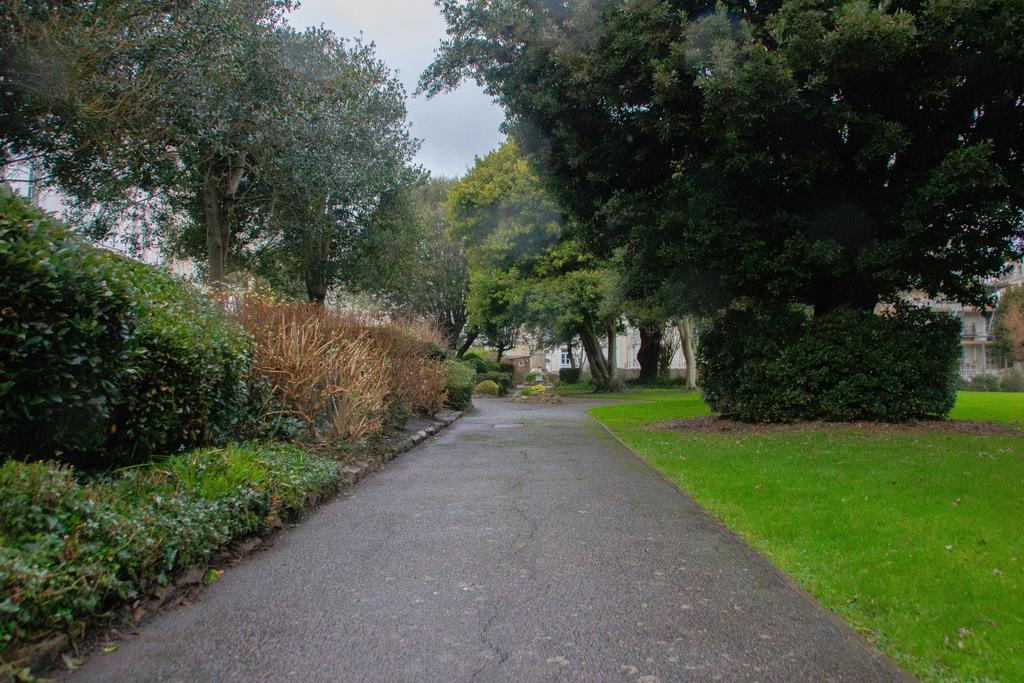 Augusta Gardens