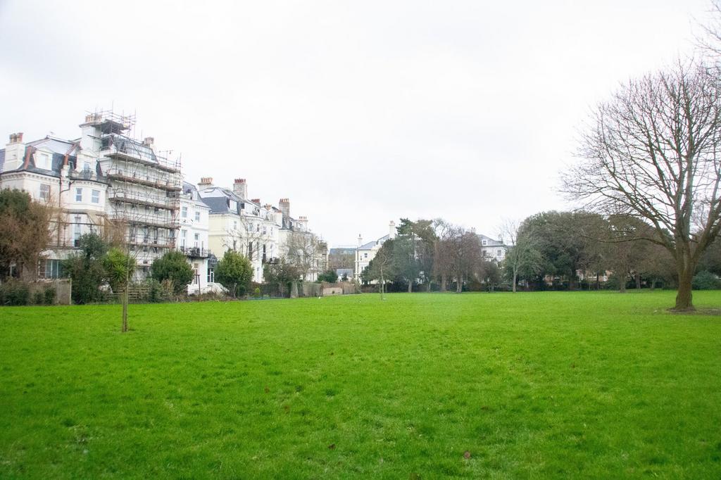 Augusta Gardens