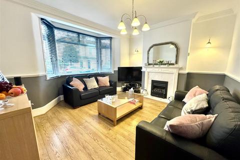 3 bedroom terraced house for sale, Church Road, Bexleyheath DA7
