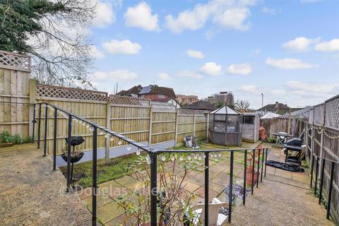 Stanley Close, Hornchurch RM12