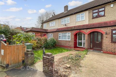 3 bedroom terraced house for sale, Stanley Close, Hornchurch RM12