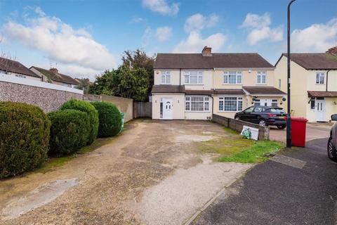 4 bedroom semi-detached house for sale, Brook Crescent, Cippenham