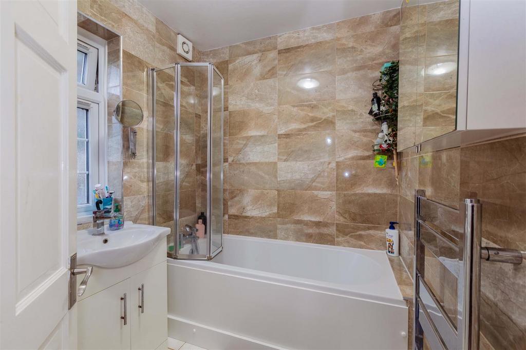 1 Brook Crescent-20.jpg