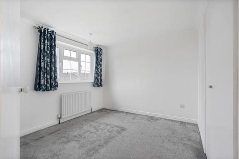 3 bedroom terraced house for sale, Cavenham Close, Woking, Surrey, GU22