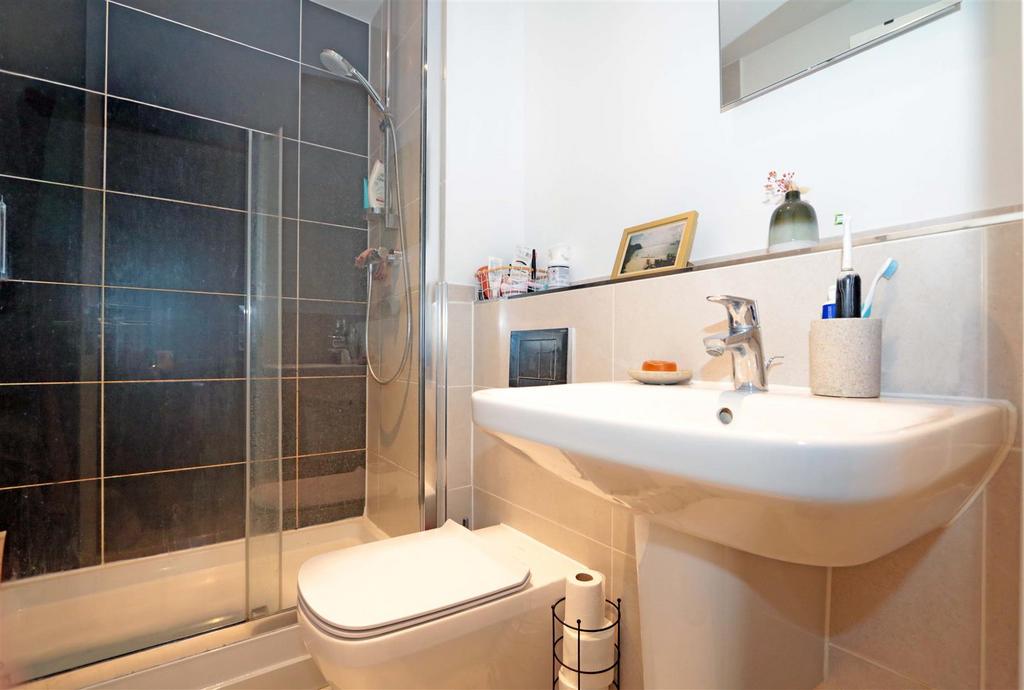 Ensuite.jpg