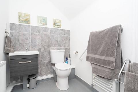 Hoopers Mews, Bushey, WD23