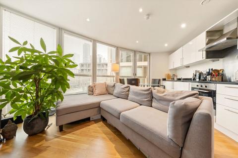1 bedroom flat for sale, Quadrant Walk, London E14