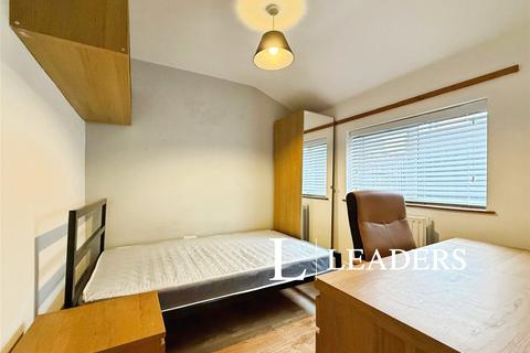 undefined, 95 Portland Street, LN5