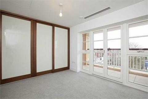 2 bedroom flat for sale, Flat 9, Hurley Court, 953 High Road, LONDON