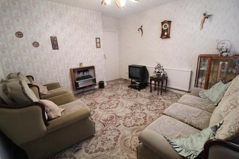 3 bedroom semi-detached house for sale, Bridge Avenue, Woodley
