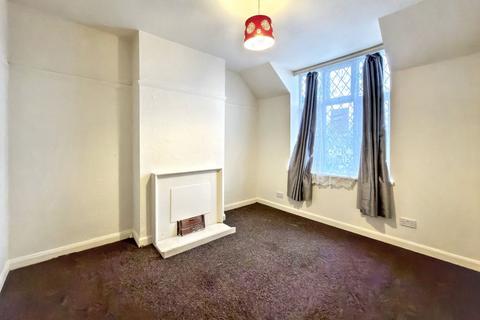 2 bedroom flat for sale, 2B Tudor Parade, High Road, Romford, Essex, RM6 6PS