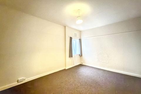 2 bedroom flat for sale, 2B Tudor Parade, High Road, Romford, Essex, RM6 6PS