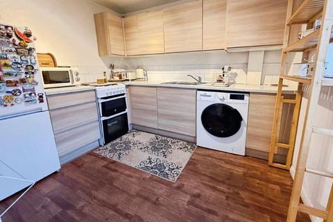 2 bedroom semi-detached bungalow for sale, Halford St, Syston, Leicestershire. LE7 1PH