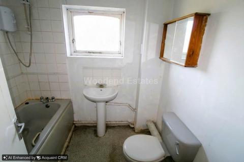undefined, Beaulieu Close, Hounslow TW4