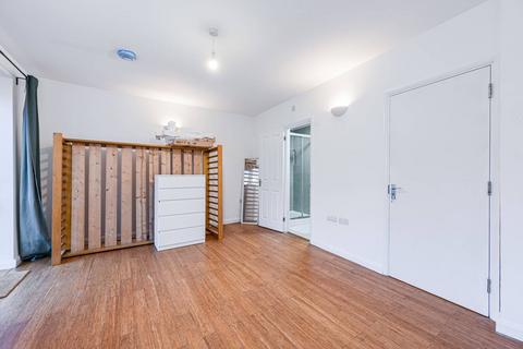 4 bedroom house to rent, Abernethy Road, Lee, London, SE13