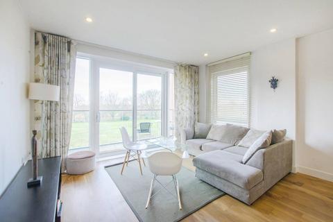 1 bedroom flat to rent - Dowding Drive, Kidbrooke, London, SE9