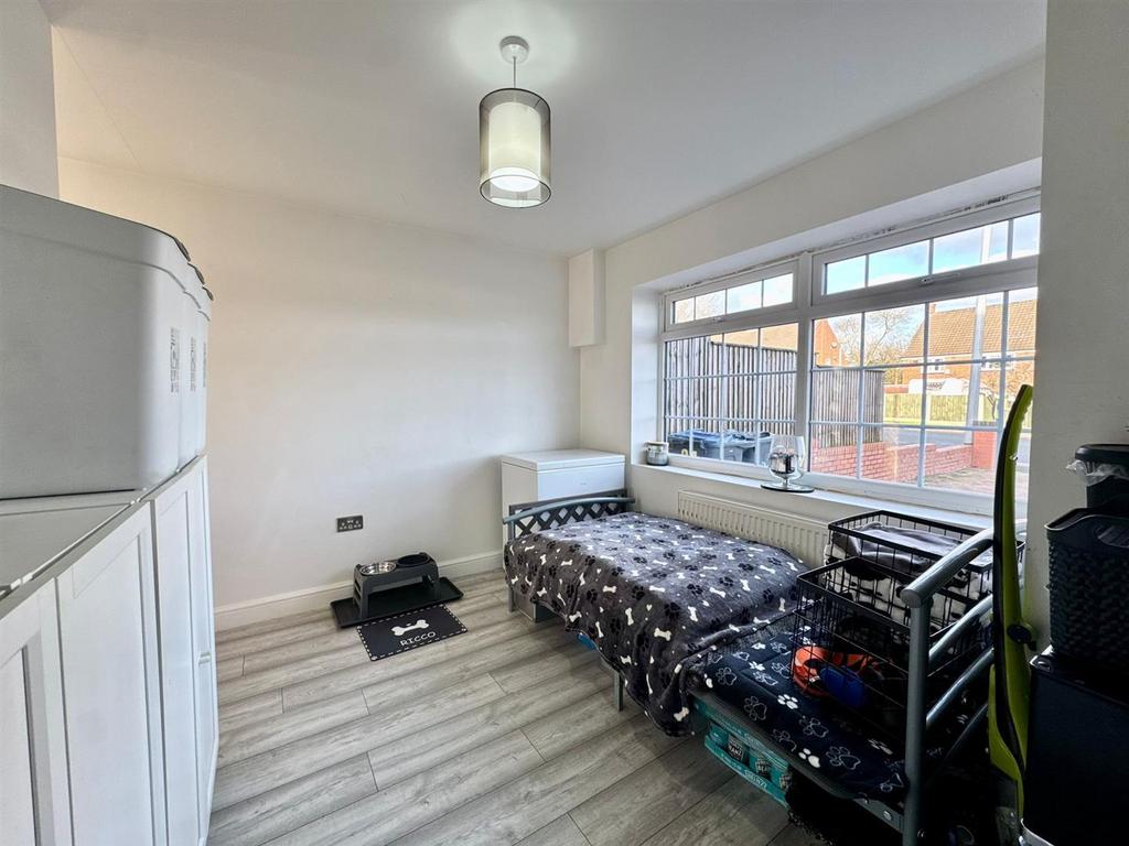 Bedroom 6 (1).jpeg