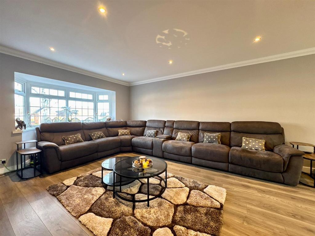 Lounge (3).jpeg