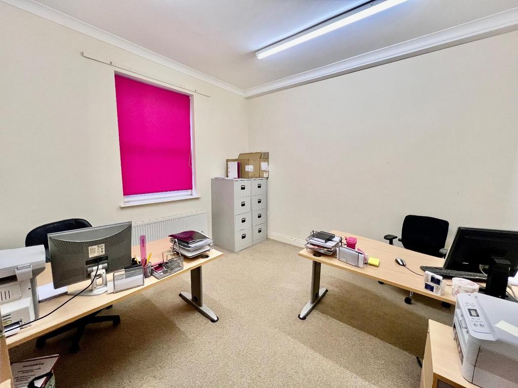 Side Office