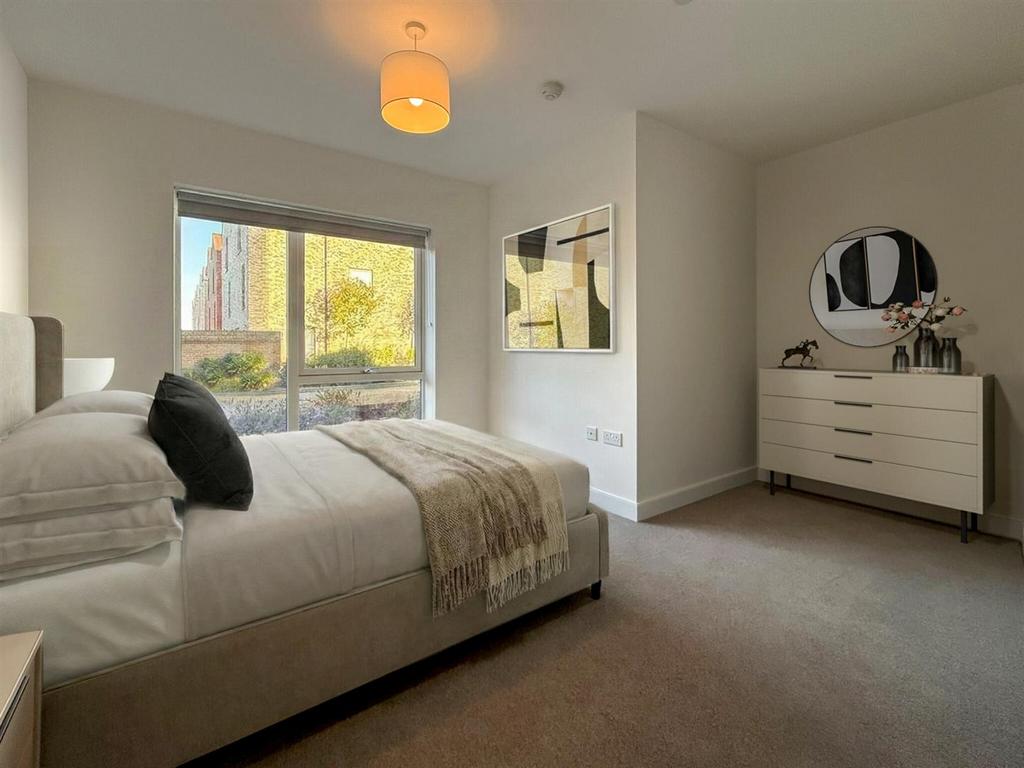 Bedroom 1.jpg