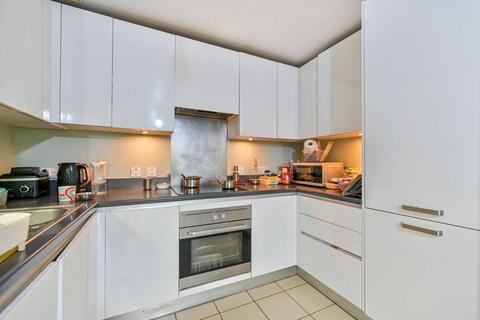 undefined, London Road, Isleworth, TW7