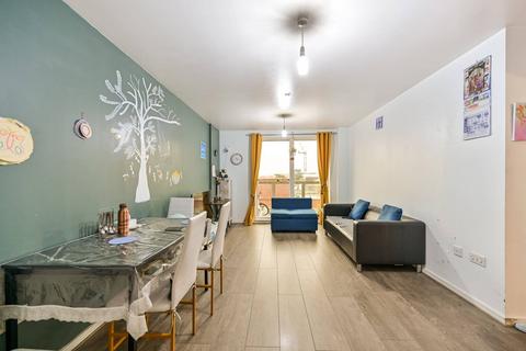 undefined, London Road, Isleworth, TW7