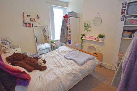 2 bedroom flat to rent, Whitchurch Road, Heath, Cardiff