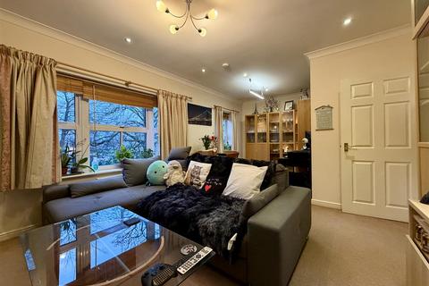 undefined, London Road, Gloucester, GL1