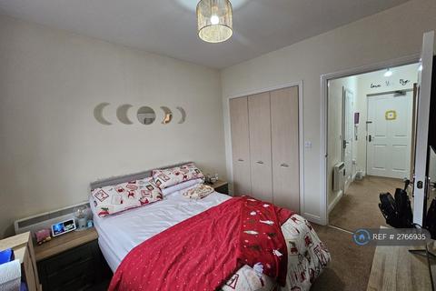 undefined, Cwrt Llys Fynnon, Pontllanfraith, Blackwood, NP12