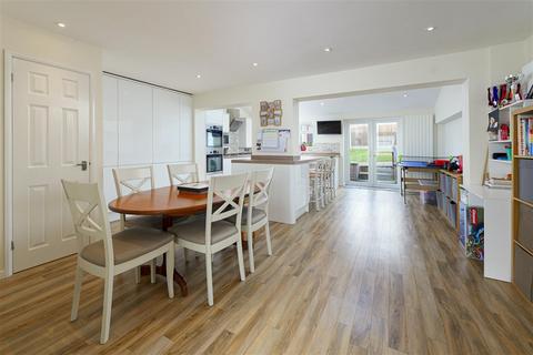 4 bedroom semi-detached house for sale, Commodore Road, Vinters Park, Maidstone