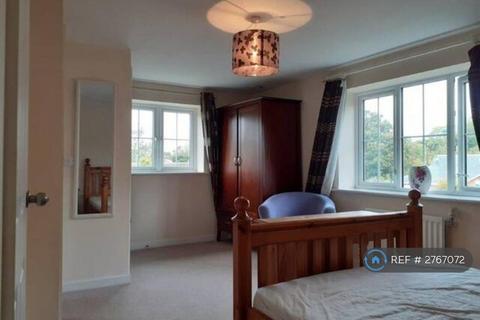 undefined, Metcalfe Avenue, Carshalton, SM5