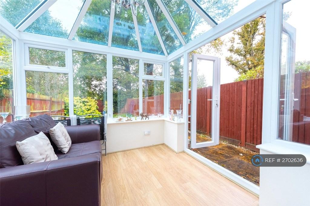 Communal Conservatory ( Summer)