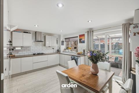 undefined, Cherington Close, Worcester, WR4